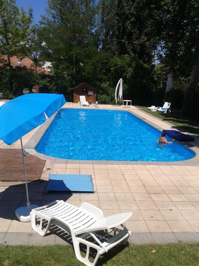 Sommer Panzio Balatonföldvár Exteriör bild